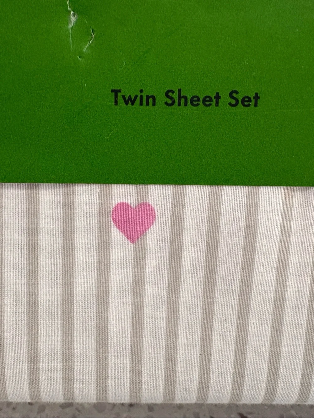 NWT kate spade Cream and gray Narrow Stripe Twin Sheet Set with heart accents